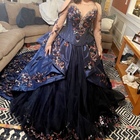 Lumière de Ragazza Fashion Navy Blue Quinceañera Dress - Picture 5 of 7